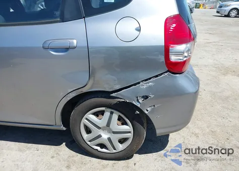 2008 Honda Fit from USA, damaged, VIN JHMGD384X8S017592